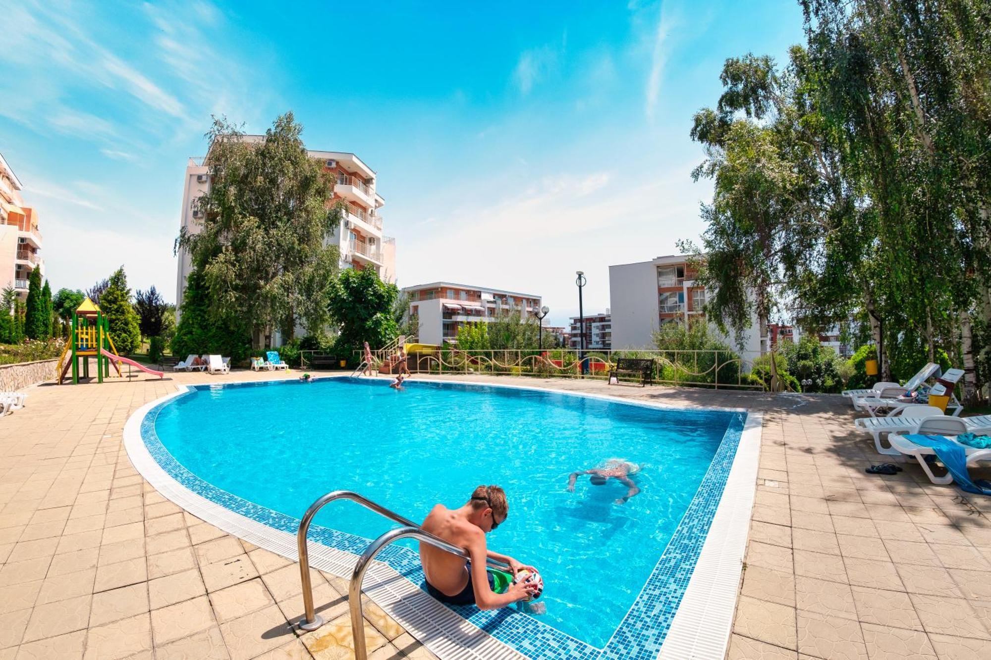 Crown Fort Club Sveti Vlas Εξωτερικό φωτογραφία