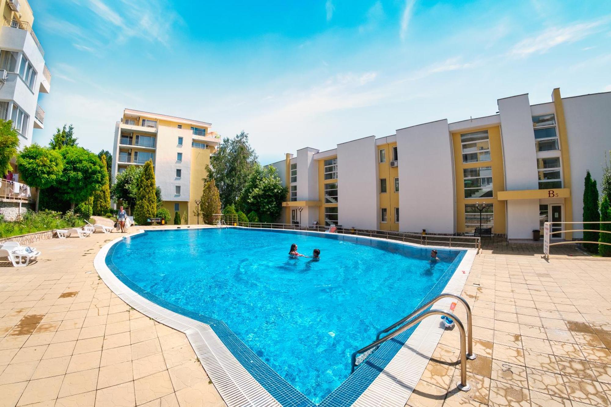 Crown Fort Club Sveti Vlas Εξωτερικό φωτογραφία